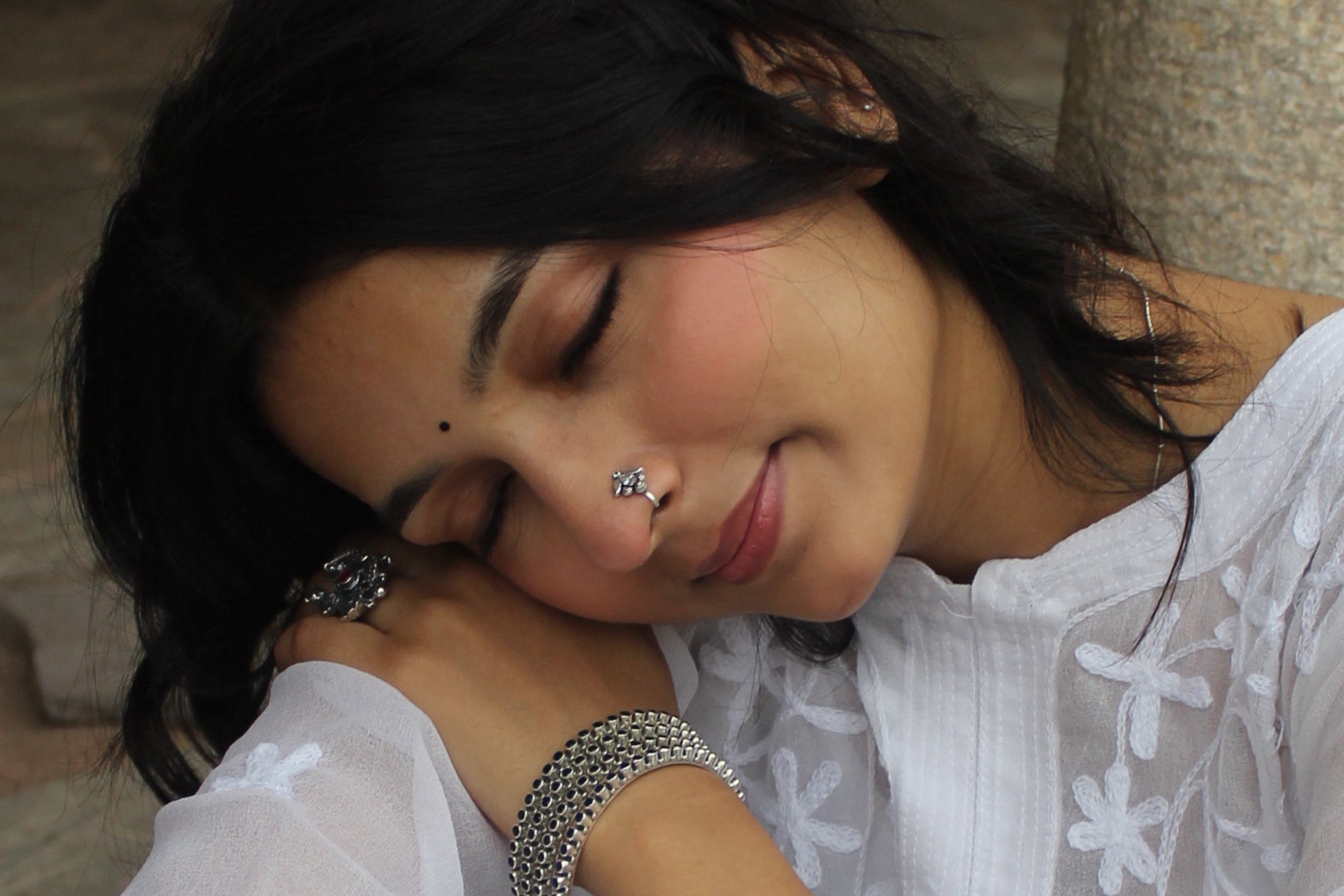 silver white stone nosepin